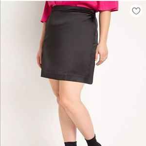 Eloquii Satin Black Mini Skirt — size 14